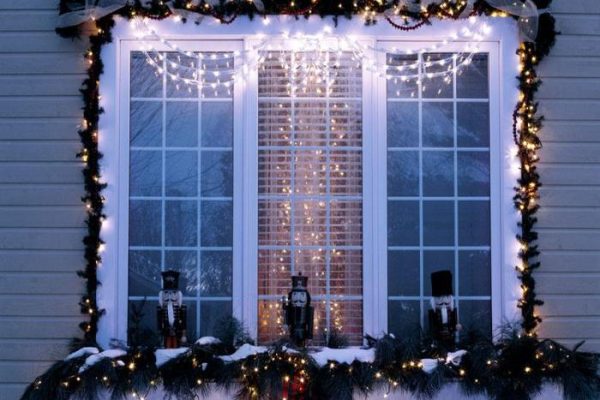 Diy christmas cut out window display