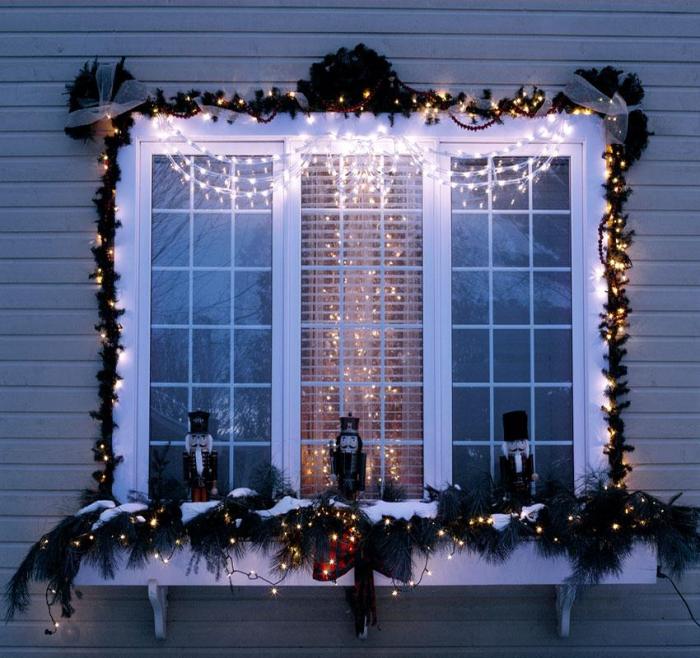 Diy christmas cut out window display