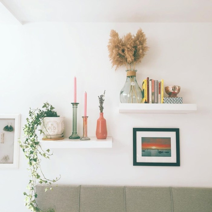 Floating shelf decor ideas