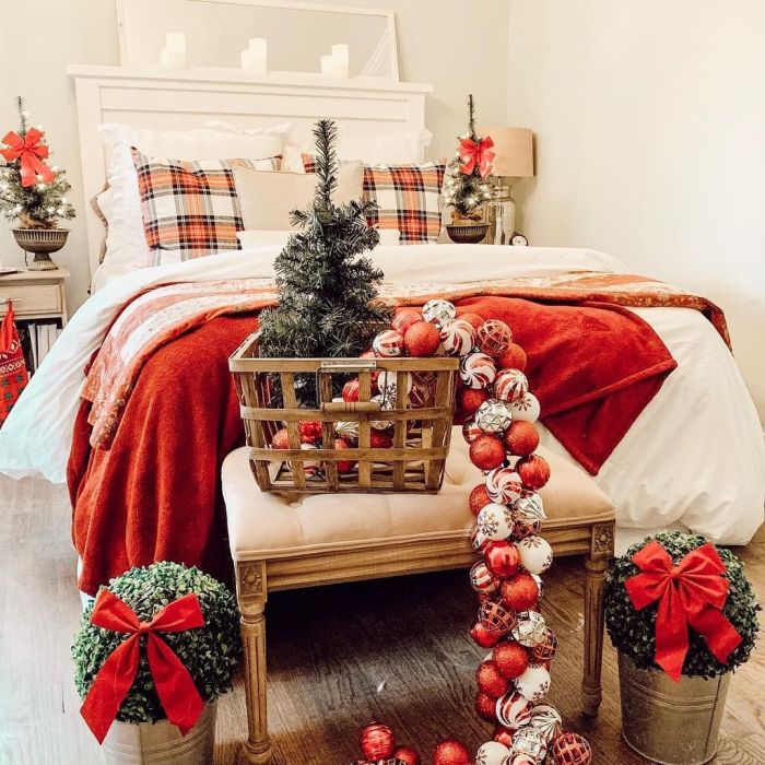 Bedroom christmas room decor ideas