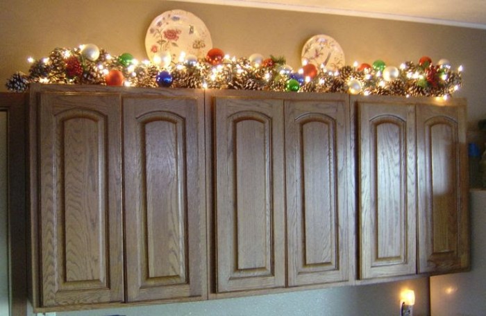 Christmas cabinet decor ideas