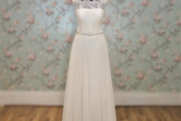 Wedding dress sample sale online